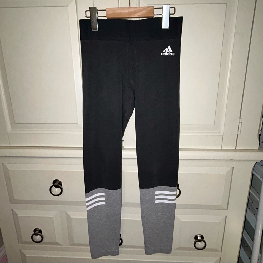 Adidas Women’s Black and Gray Leggings